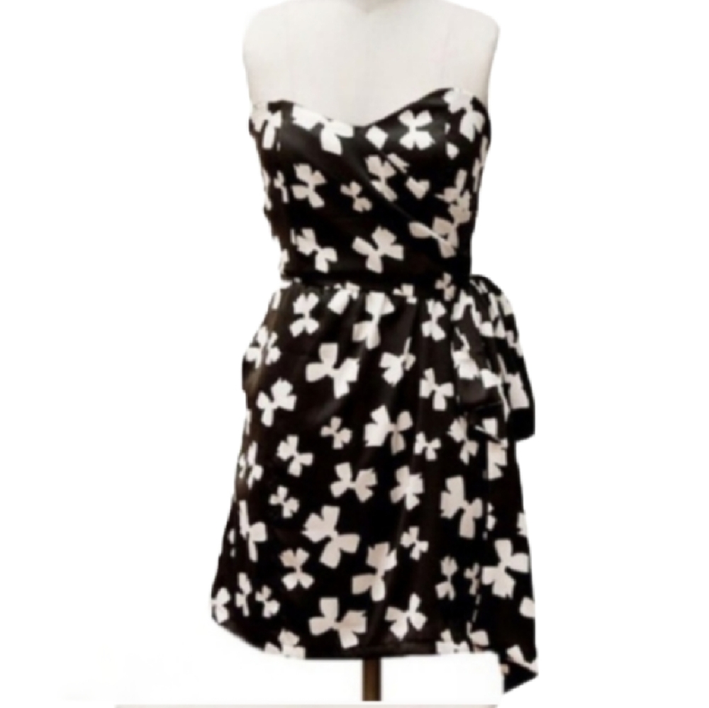 Judith March Dress Strapless